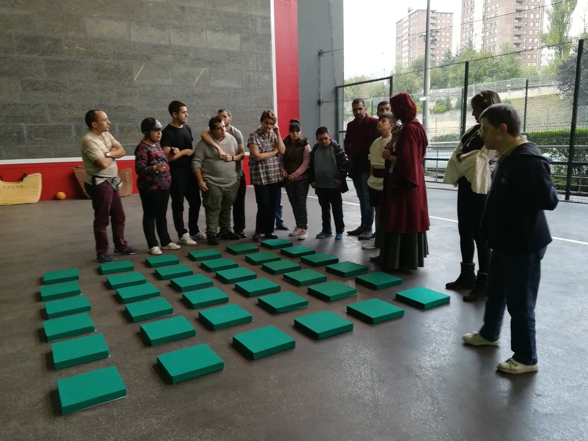 _ArkaitzM_'s tweet photo. Bonita jornada de #AdeccoVoluntarios en #Bilbao. Gracias Gorabide,  sin vosotros no sería posible! @adecco_es @fund_adecco https://t.co/ro76m5GGfd