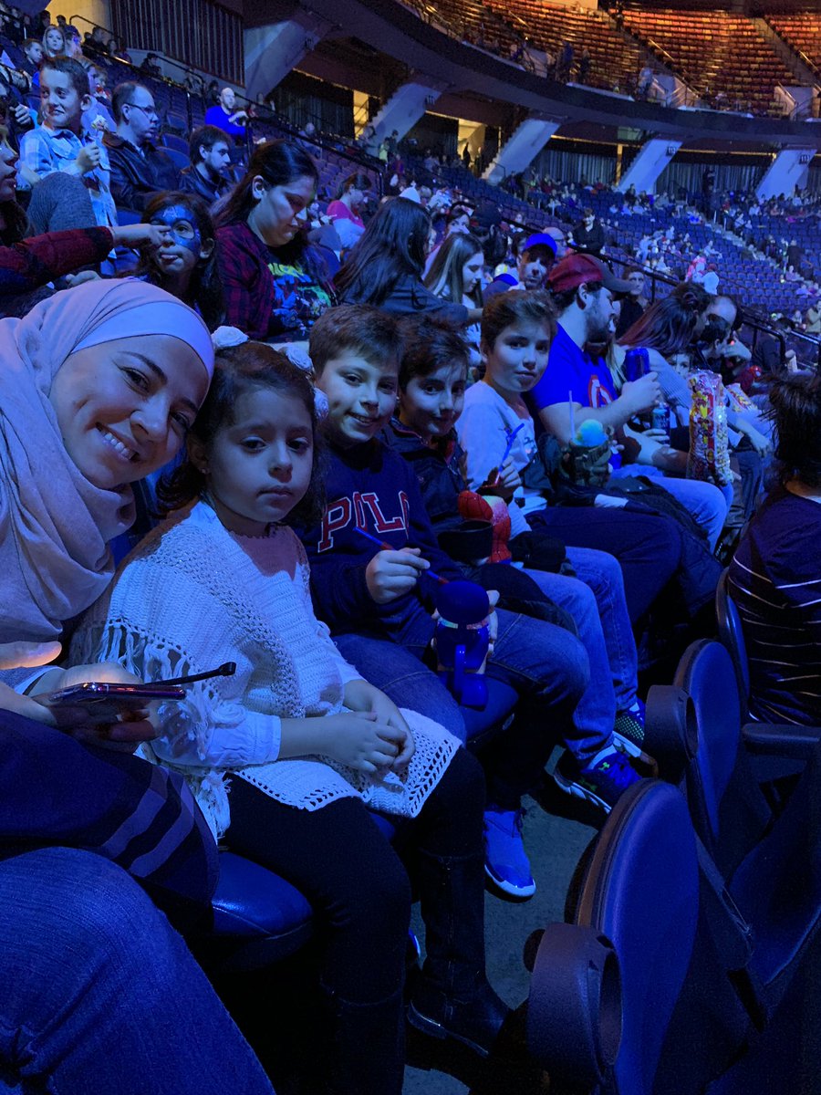 #marveluniverselive