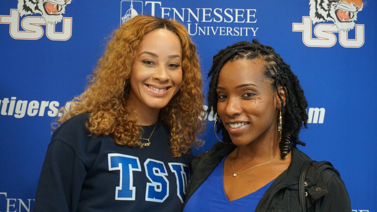 TSUTigersWBB's tweet photo. We love our Lady Tiger Alumni 🐯💙
#TSUHC2K18 #AlumniBreakfast https://t.co/TiiaMs61gX