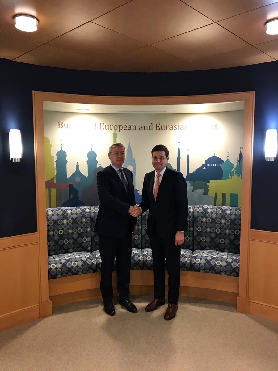 geociamba's tweet photo. Fruitful mtng with Asist Sec of State #WessMitchell;Topical focus on #3SI and security in the #BlackSea region;RO welcomes the increased American engagement on NATO’s Eastern flank under @realDonaldTrump Adm- crucial for our stability and the region @StateDept @AmbasadaSUA https://t.co/Jkl88RkMkw