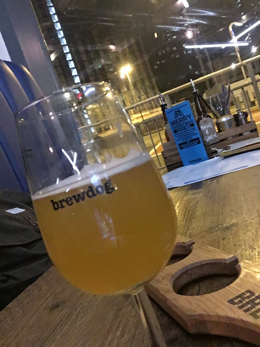cjerichardson's tweet photo. Next level beer @TurningPointbco of all the collabfests this is mine and @em_hogarth ‘s number 1 #sweetsweetmint https://t.co/paLOvXrSN8