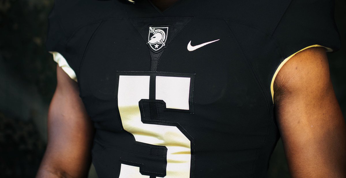 ArmyWP_Football's tweet photo. ICYMI: Tomorrow’s threads. 

#GoArmy https://t.co/VWawccpLoT