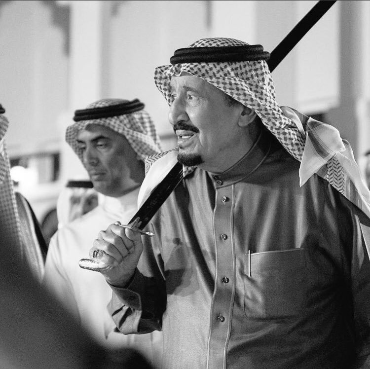 N___Ora1's tweet photo. ٓ
ٓ
ٓ 

وان حاولت قوم الفتن تشعل النار
الشعب سيفٍ في يدين الحكومه  .. ⚔️🇸🇦

ًً
سمعا وطاعة سيدي ..

 #اوامر_ملكيه https://t.co/CbBzfNvLiQ