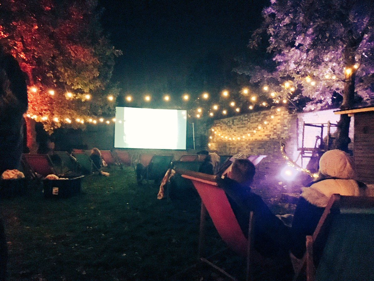 marisitacarmen's tweet photo. @TheOtherSyde looking great and so much going on this evening @EnchantedCinema @steakandhonour @BrewBoard #fridayfeeling @BBCFridayNight https://t.co/tHS3HgpXUf