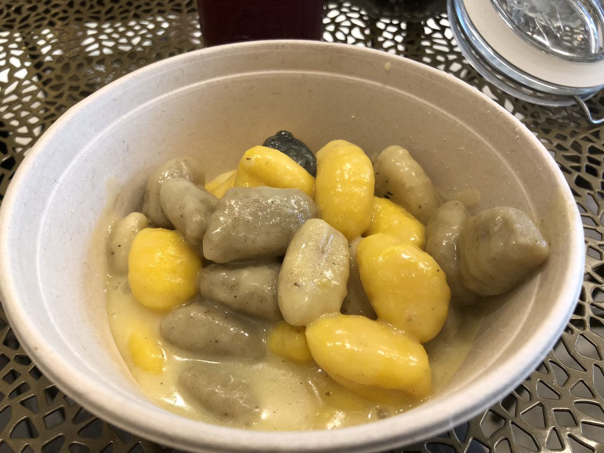 JimWLondon's tweet photo. #patavonia #gnocchi #foodie #legit https://t.co/C8juA62nyO