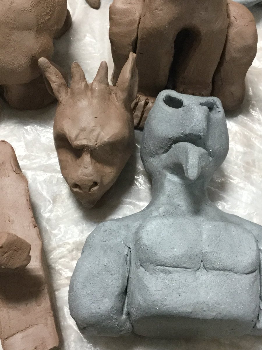 artosaurus_rex's tweet photo. Some serious gargoyle sculptures being created in elective art #8thgradeart @WeAreMPSD #middleschoolart #artteachersoftwitter https://t.co/0oEPXyfjV4