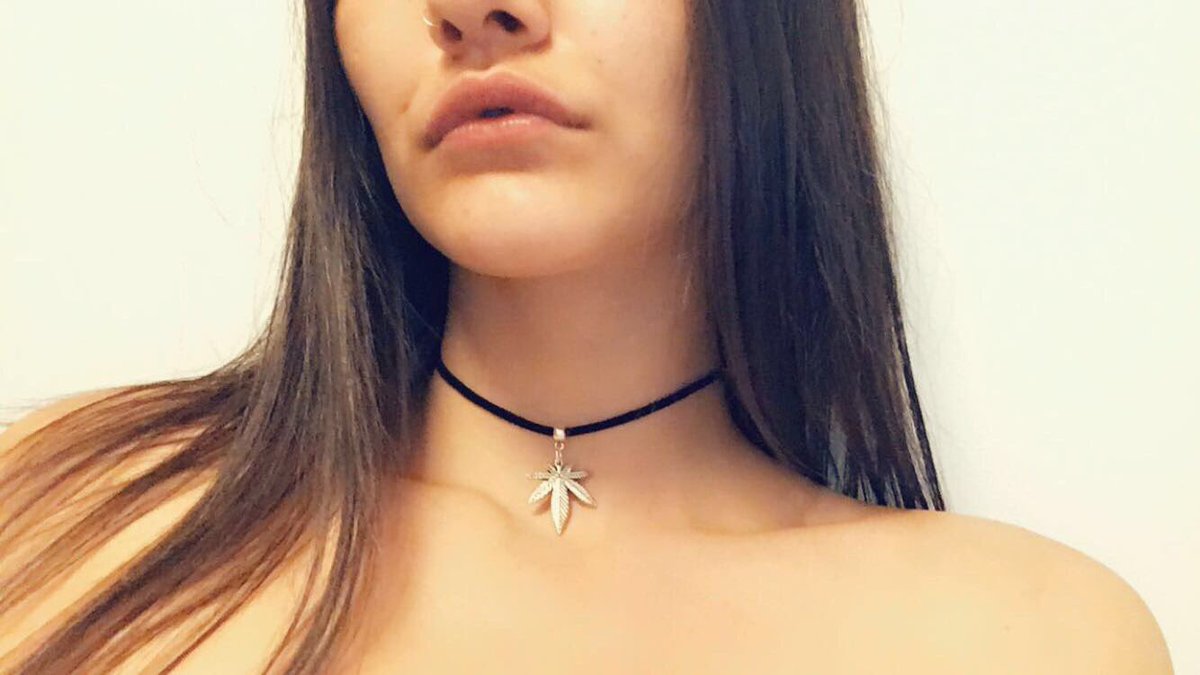 LolaJayXX's tweet photo. ππ€π @LolasTouch #IAmCannabis #StonerNation #CannabisCommunity #LolasTouch #CannabisJewelry #LolaJayX https://t.co/nHoRLqpzXV