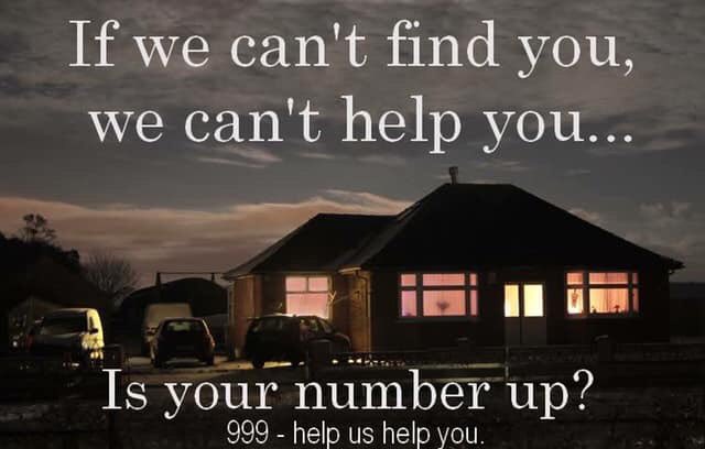 StevenageCFRs's tweet photo. With the nights getting dark earlier, if you needed help from 🚑🚒🚓 quickly, would they be able to see your house number clearly from the road? #HelpUsHelpYou  #999 #Emergency #Ambulance #Fire #Police https://t.co/BnxpsaG922