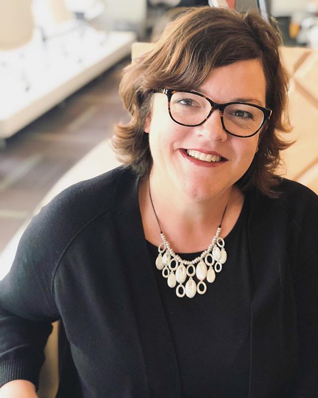 IDCofSTL's tweet photo. #CommunitySpotlight ✨ Get to know the friendly faces from the businesses at the @idcstl. 
#Repost @wspacesinc
・・・
Employee spotlight: Connie Kroenung 
Connie has been with Working Spaces since March 2018 and has been a wonderful asset to our team. Co… https://t.co/S1H5XOaCWu https://t.co/7fJdmoATrz