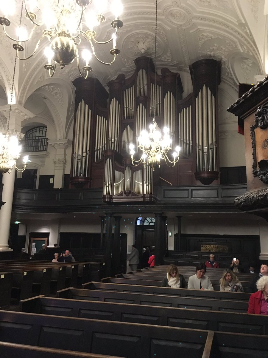 HistoricalHippo's tweet photo. Evening in London and a concert at #StMartininthefields a favourite place for cheap coffee and lunch in my youth! @Nilpferd88 #dadis70 #Vivaldi4seasons https://t.co/sR2satapSm