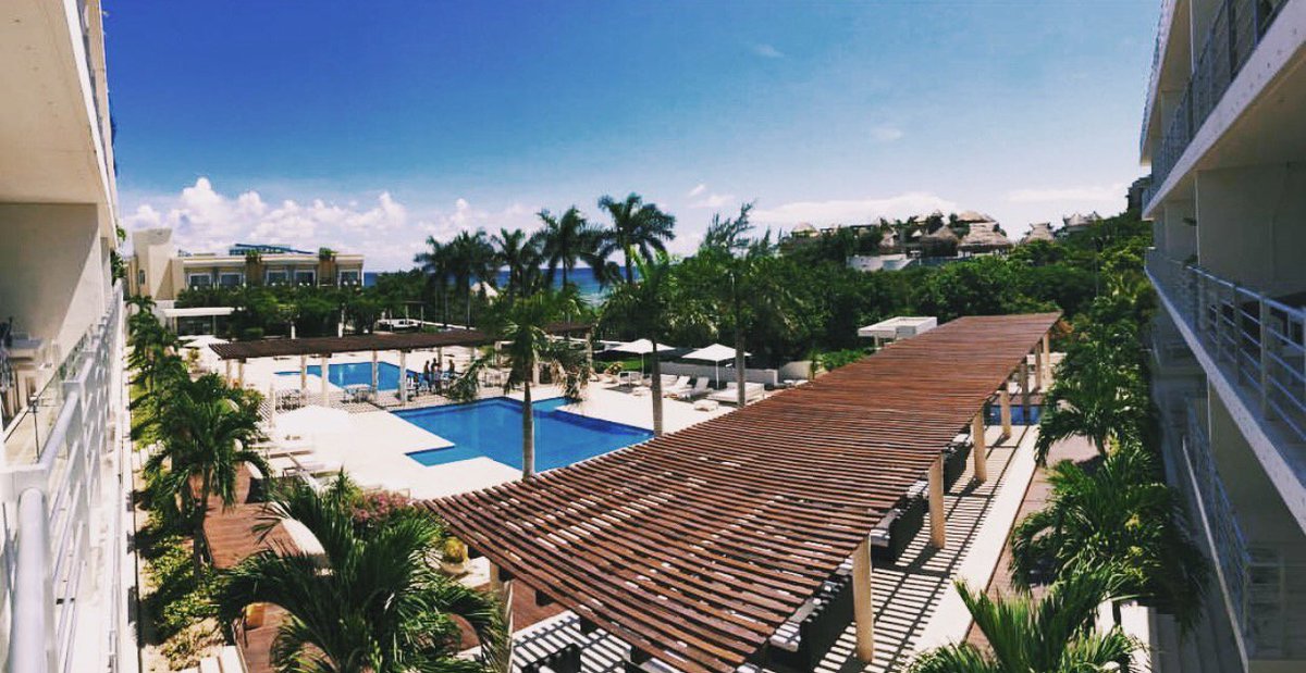 condohotelplaya's tweet photo. Stay here and feel the Magic!โจ
Enjoy your vacation in a spacious condo with all the comforts as if you were at home! We have just what you are looking for!
For more info check on our website https://t.co/rfPcbCYdwS or contact our #ReservationTeam at reservations@playaassoc.com https://t.co/ELS1s5Iznu
