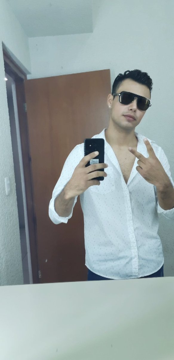 Santana_olvera's tweet photo. Listo para la entrevista en multimedios,
Telediario 😎
Cd. Victoria tamaulipas 😎
Santana Olvera👑 https://t.co/0hRKl8ifYe