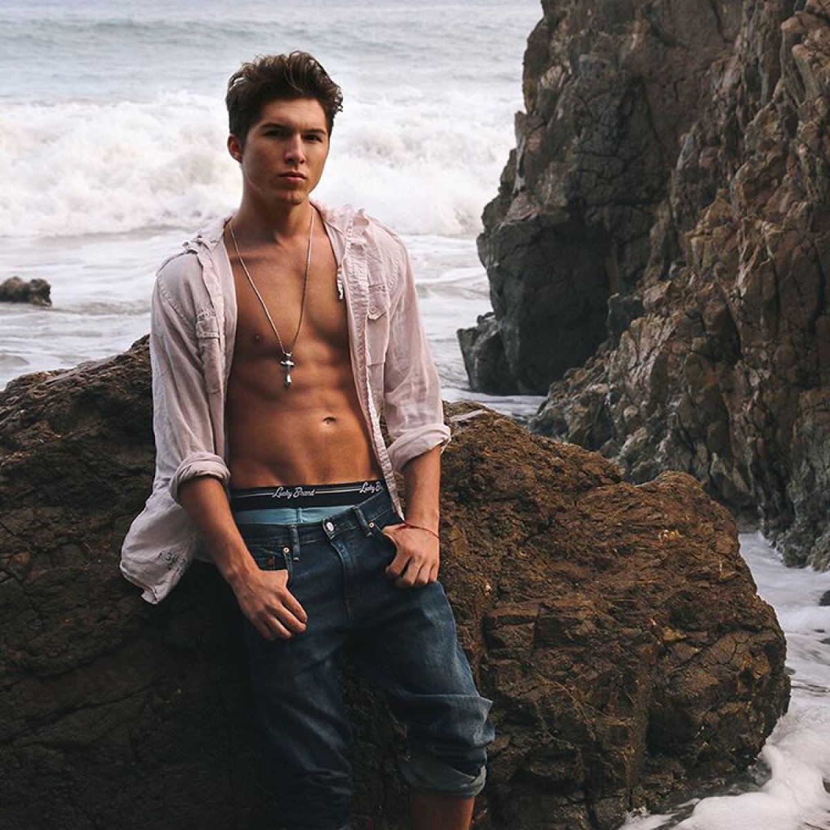 Thinking Bout Boys On Twitter Paul Butcher Zoey101 Sexy Shirtless