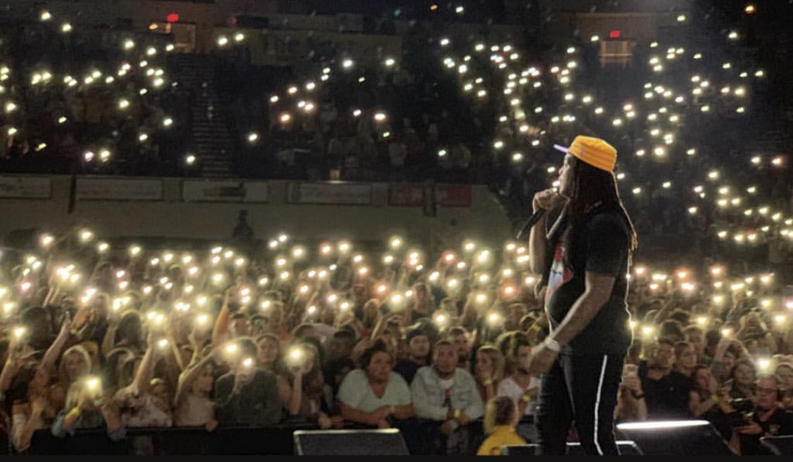 VisitCookeville's tweet image. When @WakaFlocka not only performs in Cookeville at @tennesseetech, but rocks a @TNTech_Baseball hat while doing it.🔥 

#wakaflocka #ttusolo #tntech #ckvlmusic #madeintn #wingsup #ckvlcool 

📸: @WakaFlocka via @instagram