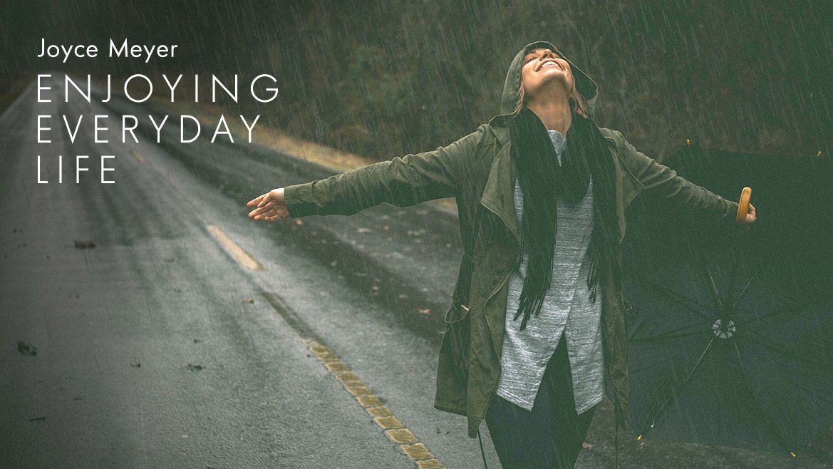 JoyceMeyer's tweet image. If God can turn a worm into a butterfly, just imagine the work He can do in you!  Joyce explains the process of transformation that believers in Christ go through Watch today's show at bit.ly/2PvWEDB #TodaysShow #EEL