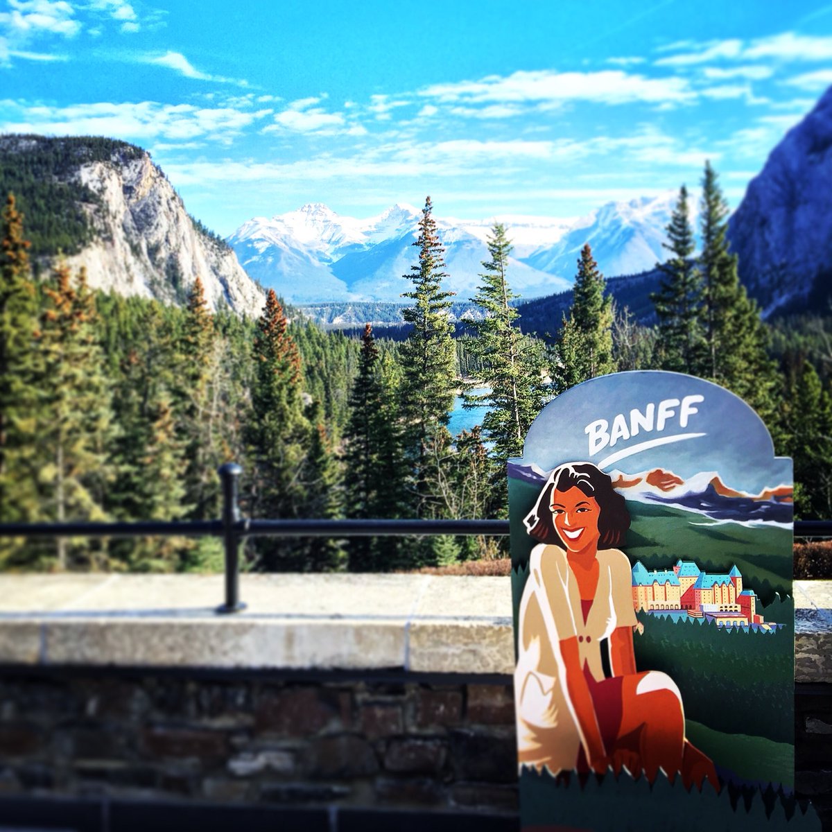 pvpetegaming's tweet photo. Hotel Views ππβοΈ
.
.
.
.
.
#fairmontlakelouise #banff #alberta #weddingseasonneverdies #fairmontbanffsprings #roadtrip #gocougs #missinggameday #beatoregon #threesisters #dylanandmandi #canadaeh #soberoctober #views https://t.co/iIfepyHk1m