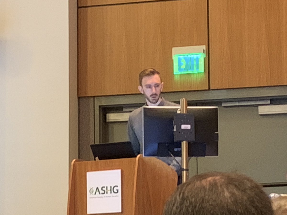 Data4Cure's tweet photo. Chris DeBoever @cdeboever3, VP Platform @Data4Cure exploring the medical phenotype at #ASHG18 https://t.co/REceopFoVZ