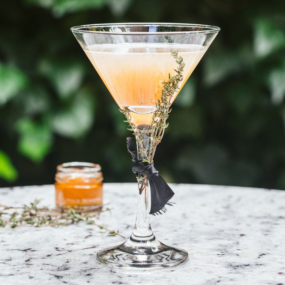 FourSeasonsES's tweet image. 4 exclusivos cócteles que sólo podrás encontrar en @FSCasaMedina. 
¡Tienes que venir a probarlos! buff.ly/2mAXBxn #FelizViernes #FSCasaMedina #Bogotá #Drinks