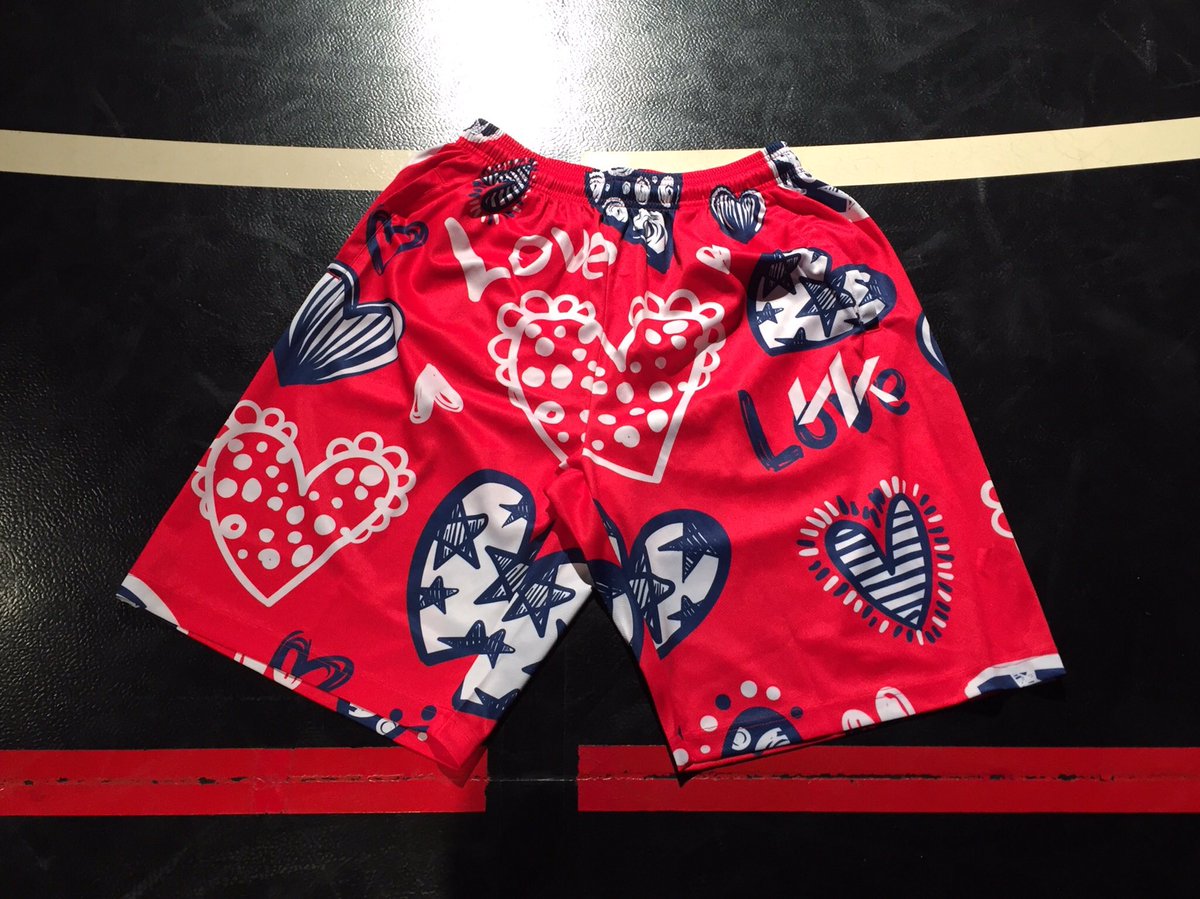 日曜日販売開始！ 運良く…コートで明日買えるかもしれません… 21日は北