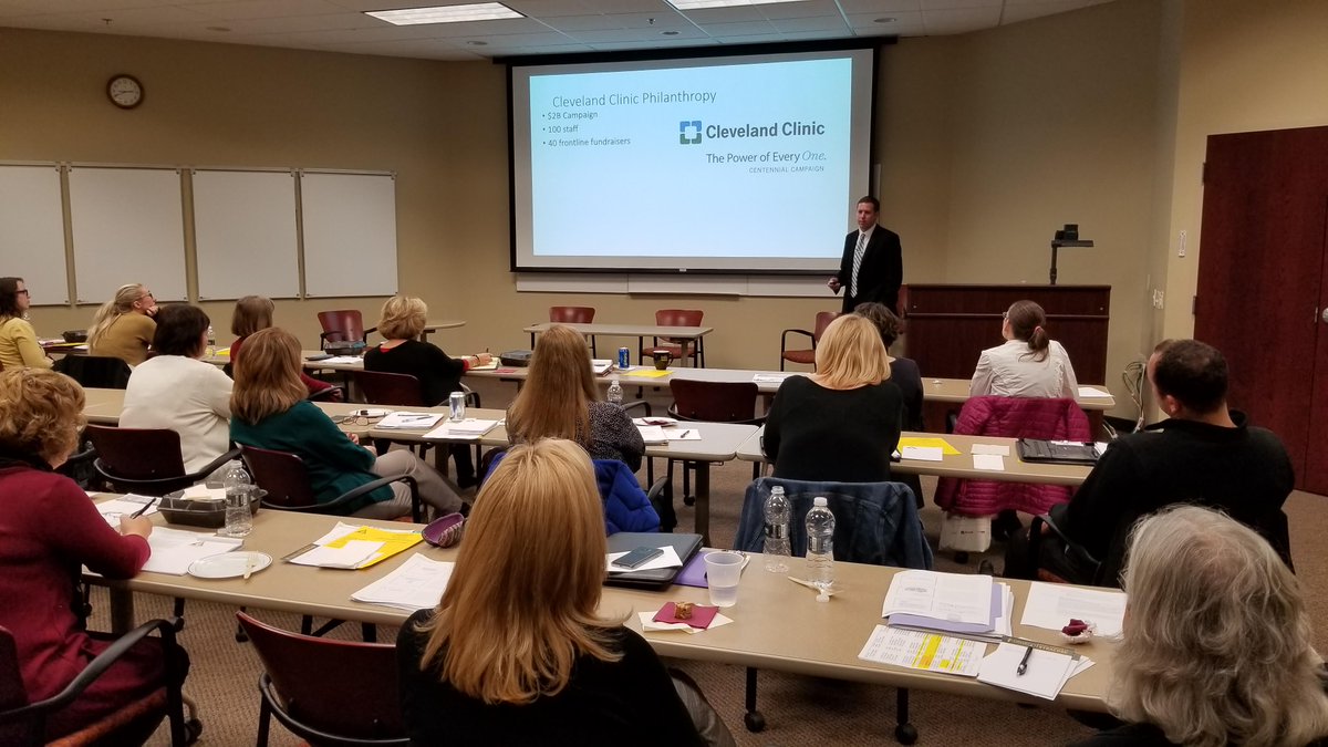 APRANEWYORK's tweet image. #APRANEWYORK Fall Conference | Keynote speaker Michael London @Mlondon83 of @ClevelandClinic on &apos;Failing Your Way to Success.&apos; Failure is actually important for innovation! #prospectdevelopment #prospectresearch