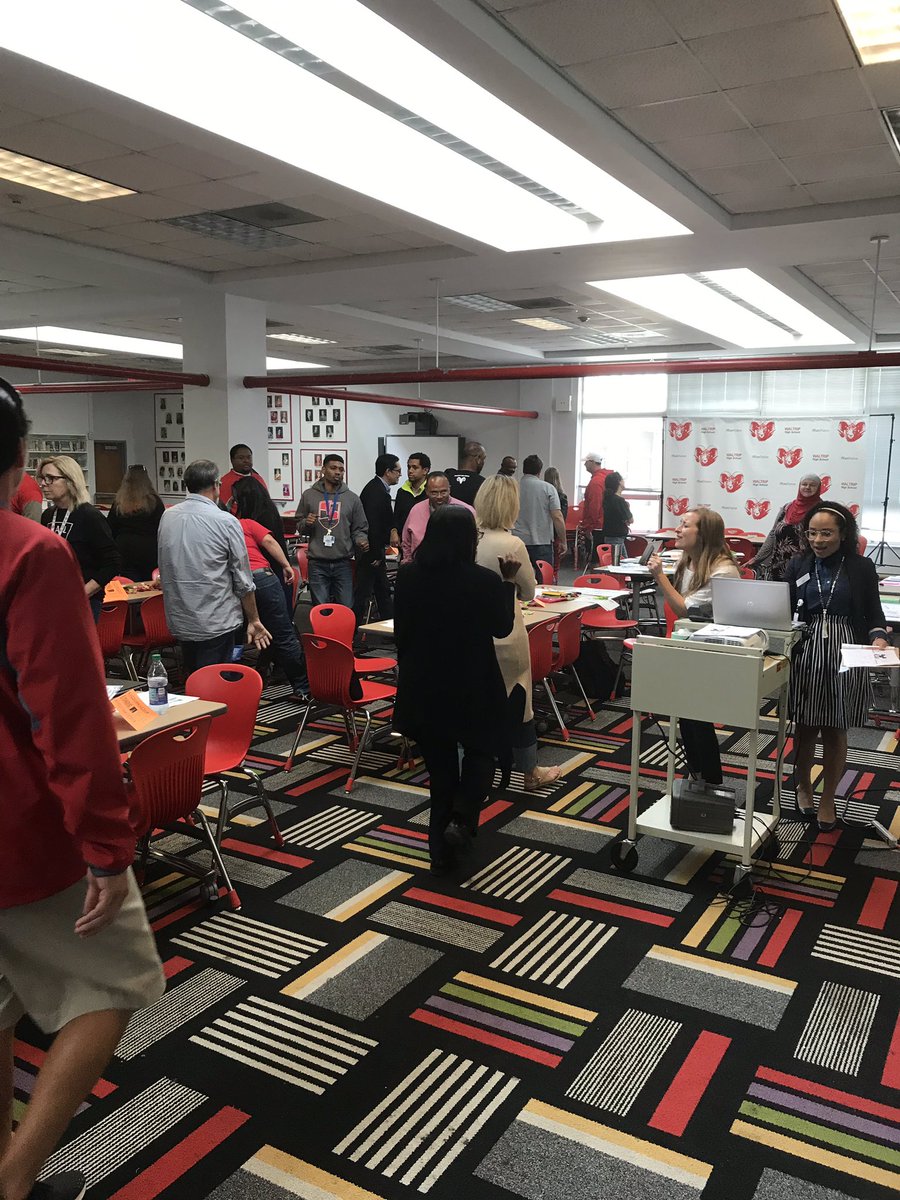RisingRoGo's tweet photo. Awesome PD for our awesome Waltrip Teachers! @CamedraJ @SarahRacz #HISDEmpowered #LitCommit https://t.co/mTNMC4KnLr