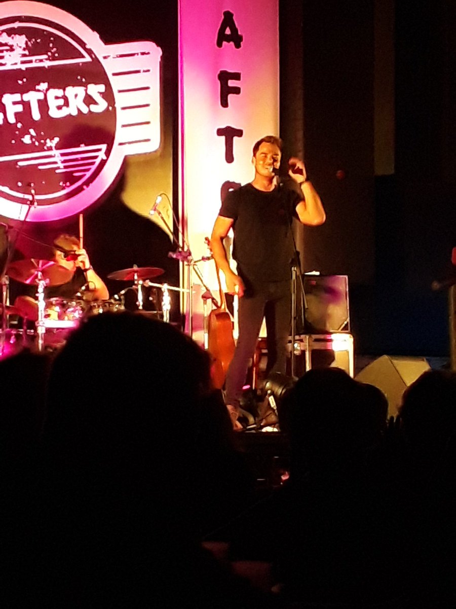 Dankie @bobbyvjaarsveld @ronelbrink Arlene vir h vreeslike lekker "fundraiser" by Rafters in Pretoria #10yearsNGO @HannaGrobler @JuneToit