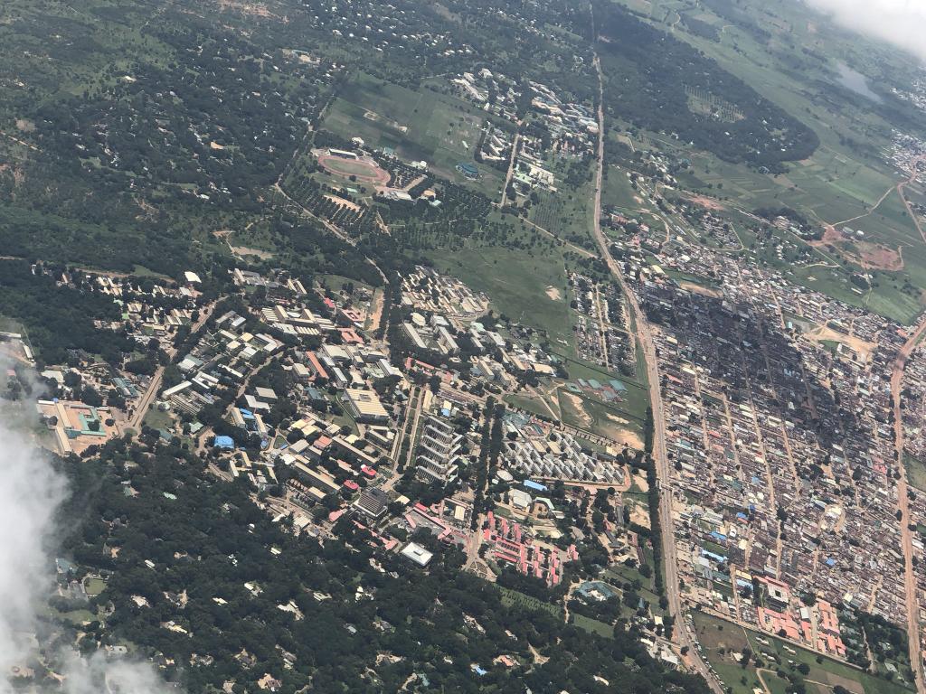 tissann_'s tweet photo. Las las you can put GK, Bosso, even Bida inside ABU and space will still remain #futmxvsabu https://t.co/m46klkcLSf