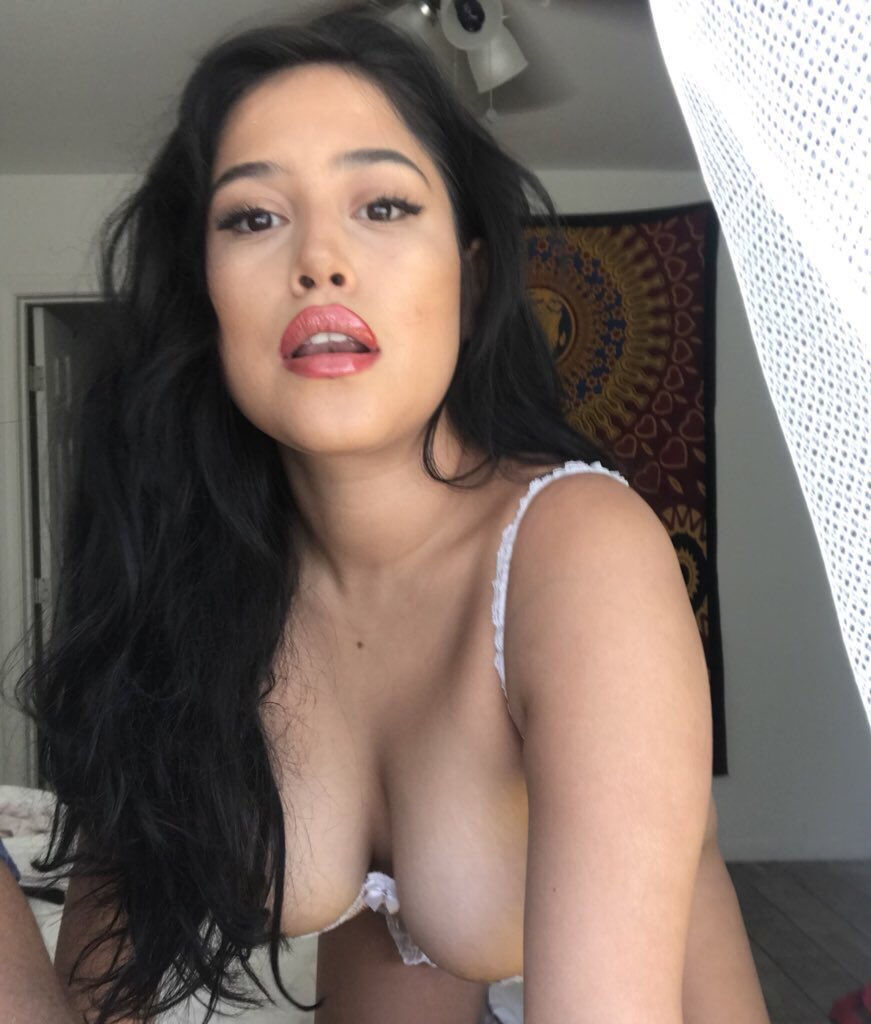 sexxxykayy's tweet photo. spoil me daddy😘 https://t.co/WJ2ItyegZM #sugarbabywanted
#paypig
#walletdrainee
#seekingarrangement
#paypal #sellingpics
#sugarbaby
#sugardaddy #sugarbaby #sugarbabylife #sugardaddyneeded #sugardaddywanted #paypigneeded #sextape https://t.co/FHieHBbr7L