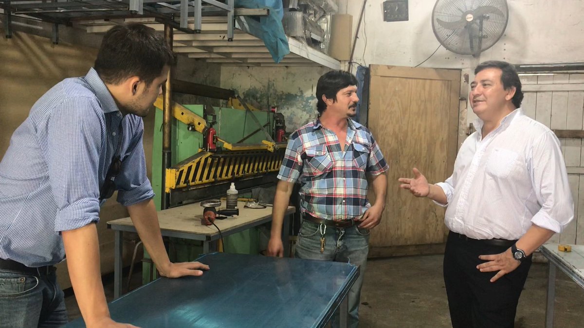 EguiBenitez's tweet photo. Visité el día de ayer Jueves 18, la empresa de METALCORR, una Pyme dedicada a la metalurgia en nuestra provincia. METALCORR es una de las 8 Pymes adherida al programa Mejora de la Industria, impulsada por la Subsecretaria de Industria en conjunto con el INTI. https://t.co/SouoVYMeEt