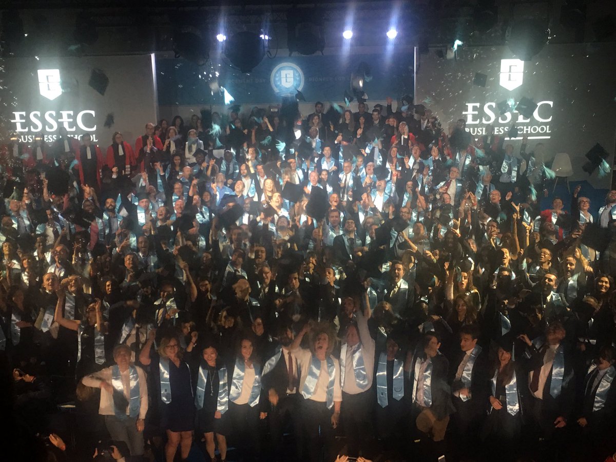 essec's tweet image. Un grand BRAVO à tous nos diplômés de l’ESSEC Executive Education ! Nous vous souhaitons le meilleur pour la suite !#ESSECGrad #Execed #ESSECAlumni