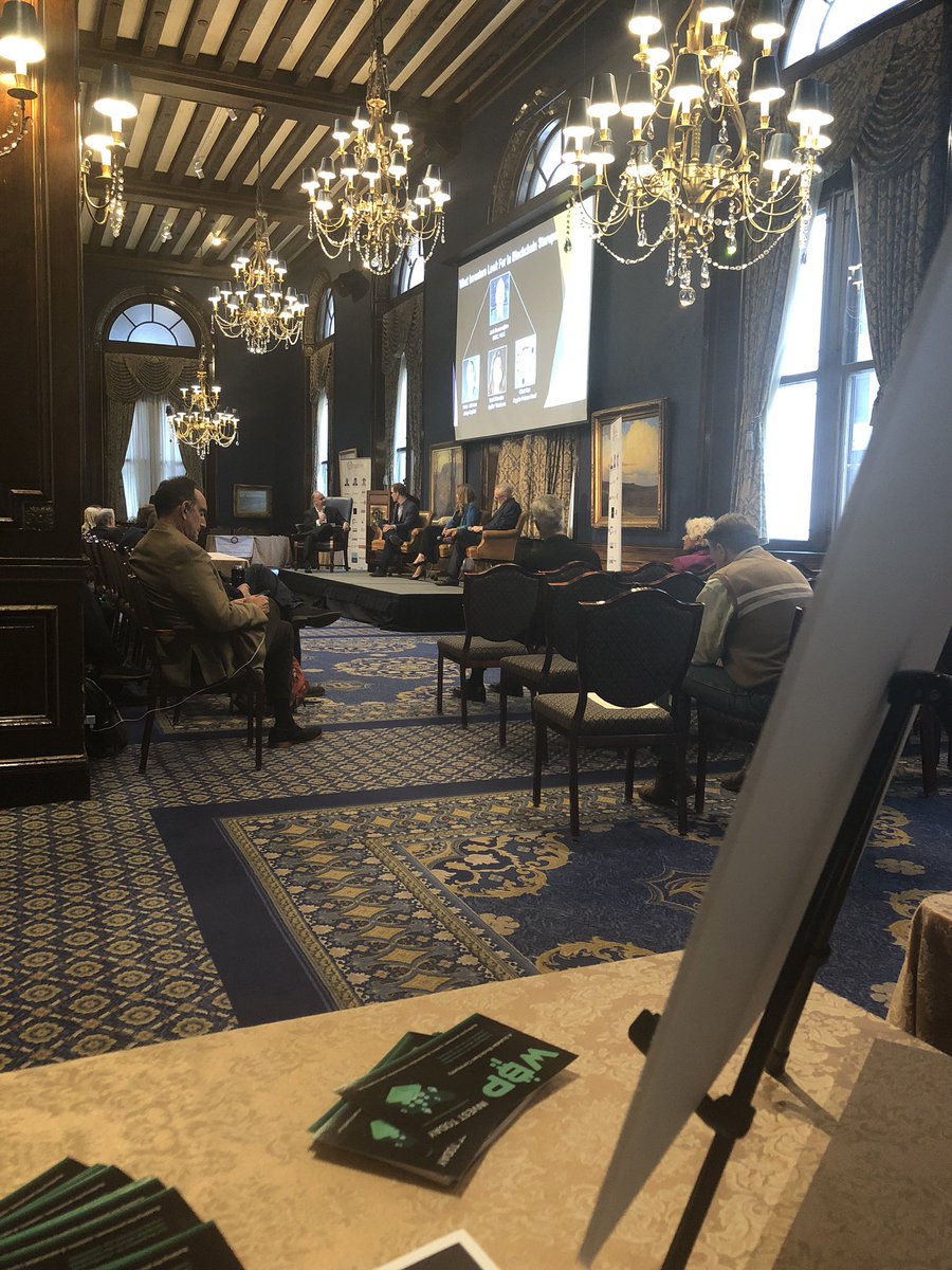 ChicagoHodl's tweet photo. @FinTankChicago #BlockchainSummit2018 What Investors Look in Blockchain Startups @rumimorales @OVioHQ @jumpcapital #CryptoFuturaFund #BUIDL in the crowd, @DisruptionJoe @Athena_Trade @LulaEDUcate @bhwcap @FintechRanger https://t.co/Jz3nBXg2qo