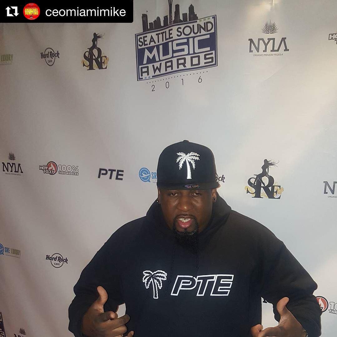SHeReAdYeVenTs's tweet photo. #FBF @206Sound @CEOMiamiMike @souljaboy @teewanz
π₯π₯π₯π₯π₯π₯
The Seattle Sound Music Awards is 5yrs old ππWe are committed to honoring Seattleβs R&B and Hip Hop Community SUCCESSFULLY!!!
RSVP NOW: https://t.co/gfN1nM03gB
#SSMAs #SSMAs14 #SSMAs15 #SSMAs16 #SSMAs17 #SSMAs18 https://t.co/sWvi3U7dcq