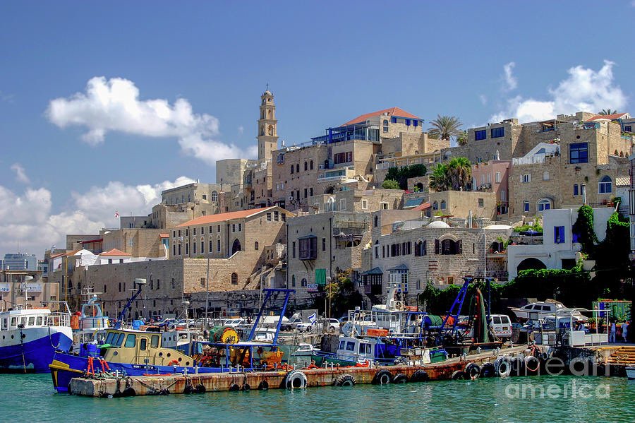 Jaffa يافا is one of the big Pali cities and was one of the most important & developed cities before occupation. It had a population of 17k christians in 1948 & only 1~1.5k stayed after the ethnic cleansing. Today only 4k Christians live in the city.(Important city in the Bible).