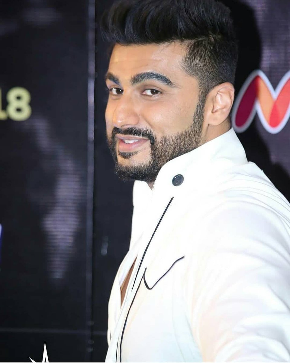 arjunfandom123's tweet photo. You are not only a star ...Jaan ho aap love you baba soooooooooooooo much keep smiling plzz....@arjunk26 
We love you Arjun Kapoor https://t.co/8k30rzQTBD