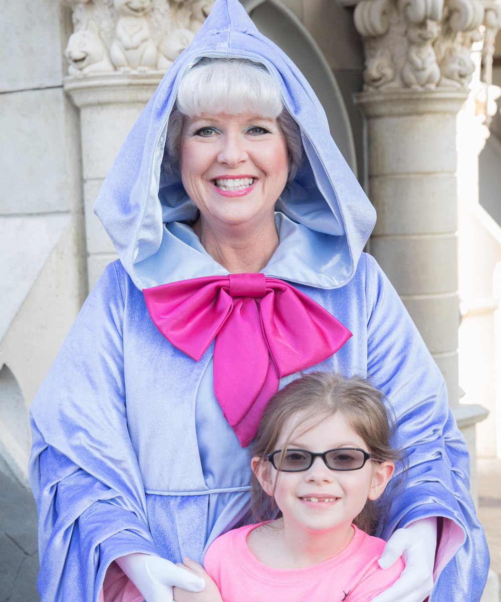 WishColorado's tweet image. Let this sweet, Fairy Godmother snuggle send you off into the weekend with a warm heart!