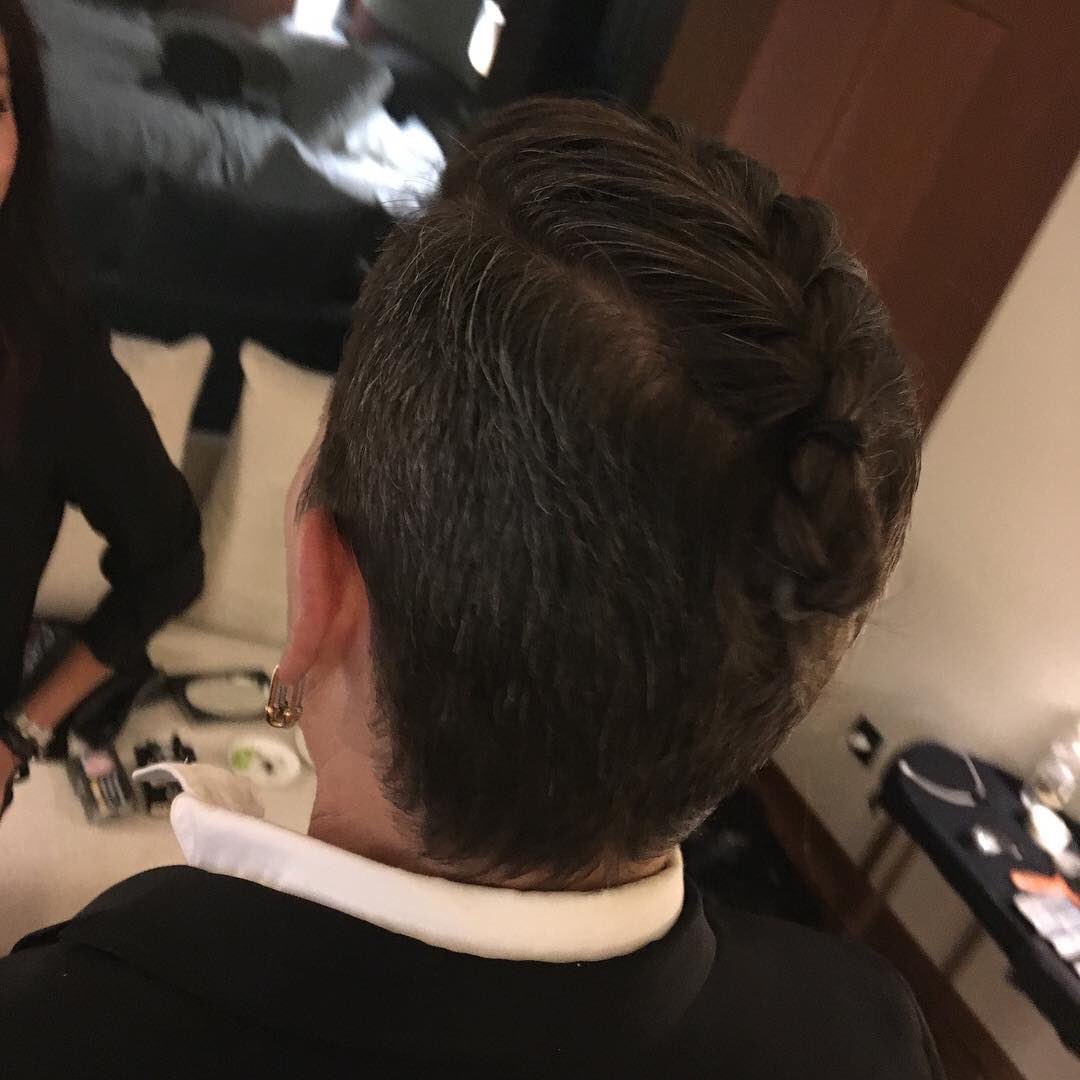 JohnnyDeppLoveo's tweet photo. Repost @maciriarodrigues “The highlight of the month #zurichfilmfestival #jonnydeep #robertwayne #hair by me #maciriarodrigues #thankful @makeitup_agency #coiffurevalentino #makeup @michellefmakeup #dior #lovemyjob #deeplovers” #JohnnyDepp https://t.co/nTTRSzwFzx