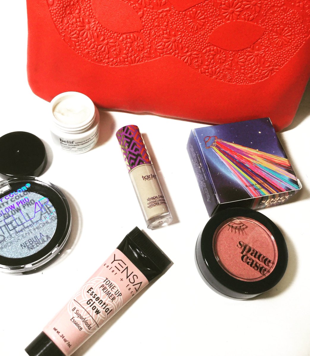Bjohnnyt's tweet photo. This months #ipsyglambag with some of my favorite brands. @tartecosmetics @CityColorBeauty #YENSAtoneupprimer @belifusa #SpaceCaseitsnotmeitsmysign #beautyfaves #skincare #makeupsamples @ipsyCare @ipsyglambag https://t.co/U1lc5ZQiq4