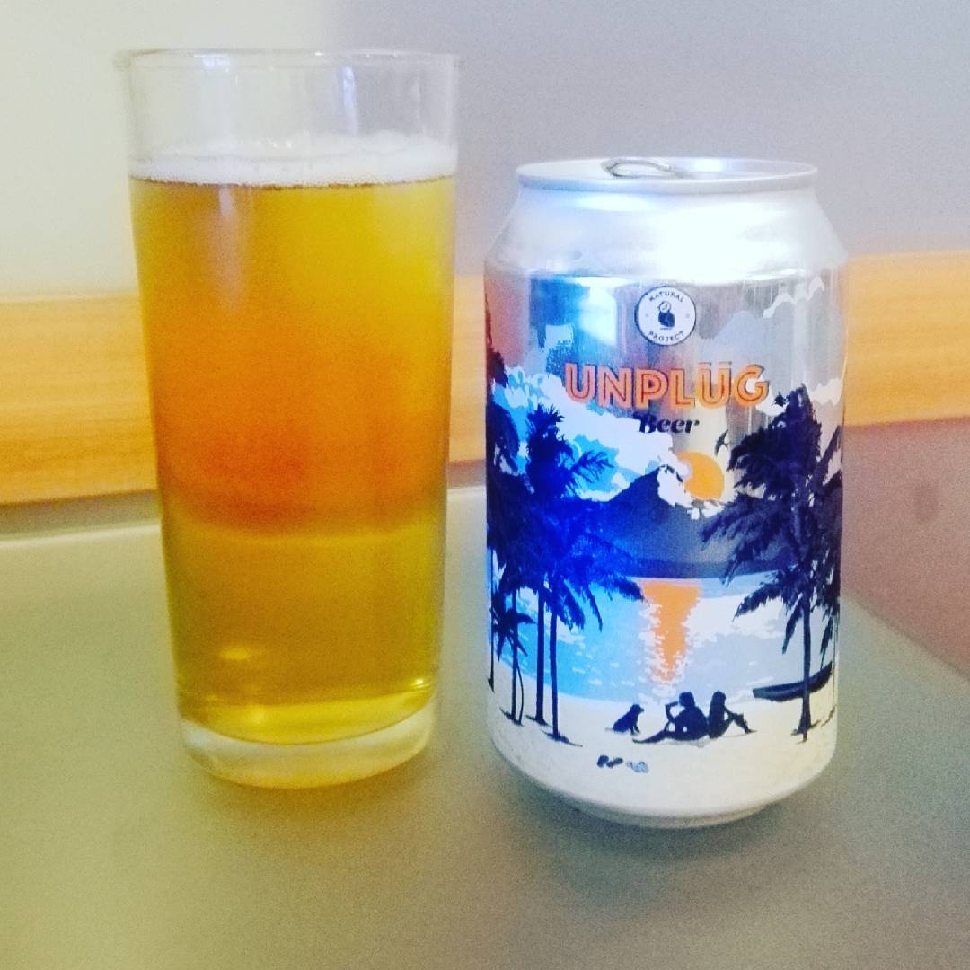 telodamus's tweet photo. La ganadora del set de 12 latas de Unplug Beer de #Mañamañando por radio @MonosNavajaCl es @agonzalezmi  ¡ a guardarlas en el refri y a disfrutarlas después !  ¡¡¡ Gracias #UnplugBeer !!! https://t.co/0gTmb1gTW9