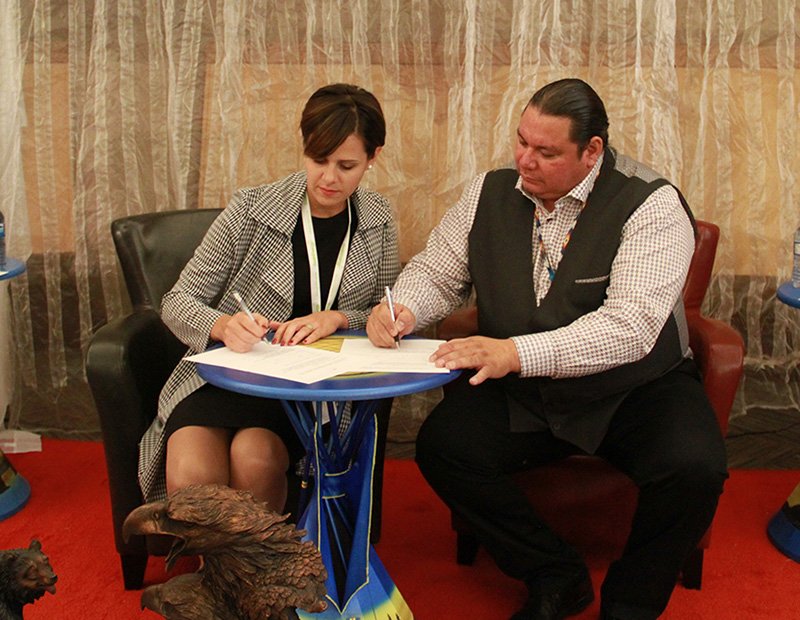 Hatch signing this Memorandum of Understanding (MOU) with the Saskatchewan First Nations Safety Association. It marries two important values with our Hatch culture—safety and Indigenous community participation. #HatchIE #SFNSA #Indigenousengagement