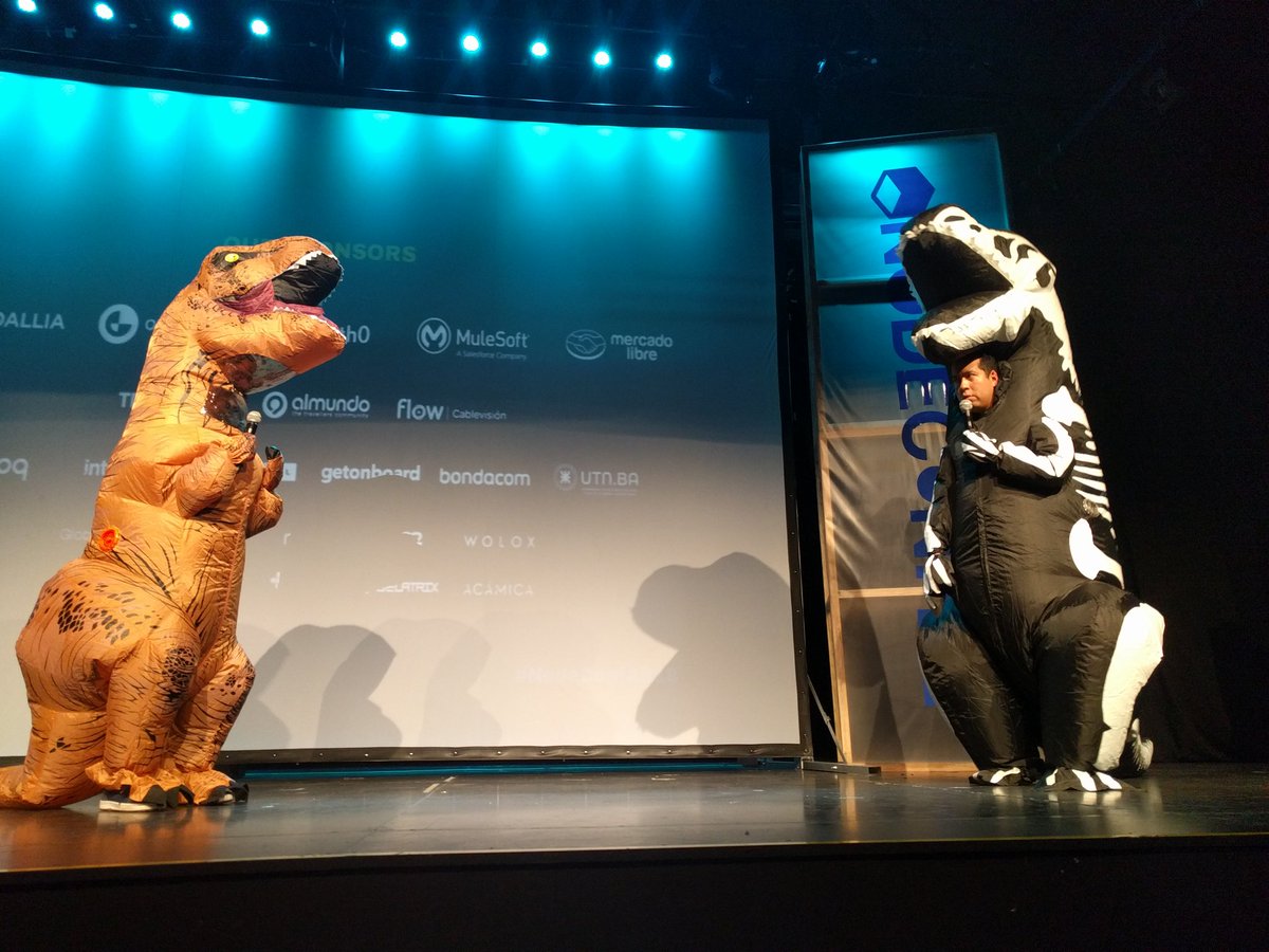 JuanAmezaga's tweet photo. Y termina el segundo día de la #NodeConfAR de esta forma XD @stensul_ar @nodeconfar https://t.co/svEKoAxI57