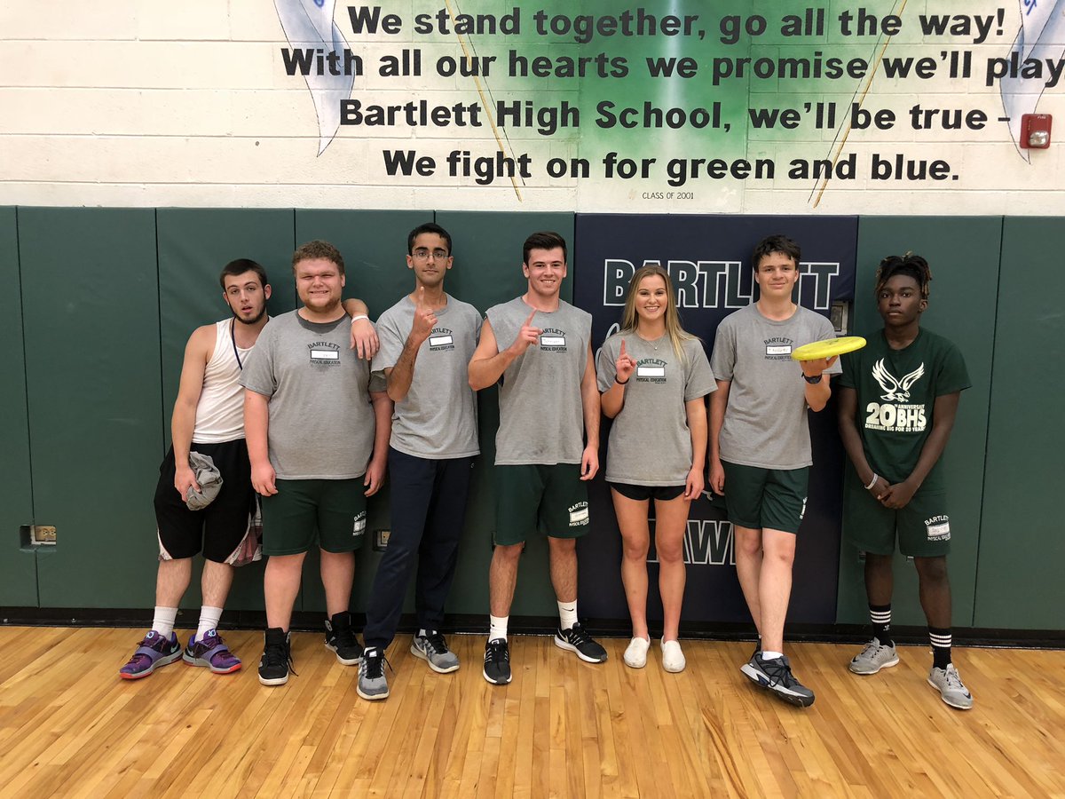 bhsteamsports's tweet photo. Team 1 wins a very competitive championship game over Team 10 to earn the Ultimate Frisbee title! Entered as the 3 seed but left as champions! Finished with a 6-2 record! #WinTheRing @AlyssaSomogyi https://t.co/C7sI6R4Q9M