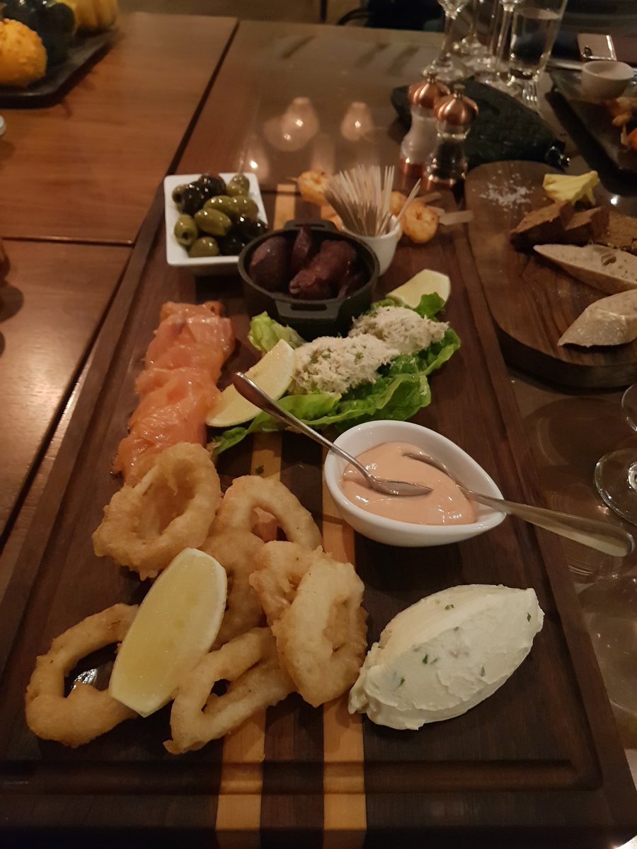 Lovely sharing Plate to start matched with <a href="/F_Montepedroso/">Finca Montepedroso</a> <a href="/Garryvoehotel/">Garryvoe Hotel</a> <a href="/jnwine/">JN Wine</a>