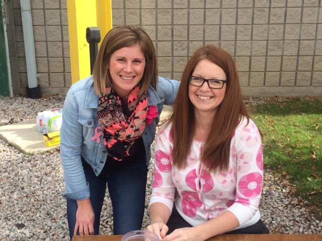 SUPERERM_'s tweet photo. Successful day fundraising for #wheelsofhope @HensallBranch @ThompsonsGrain .  #PinkDay #WearPinkProud #CancerFundrasier #CommunitySupport Thank you to everyone for their support. https://t.co/BKZqOxK0ty