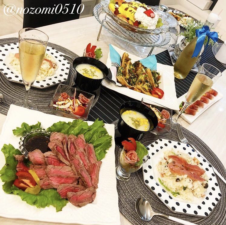 Piling up jade and gold tweet media