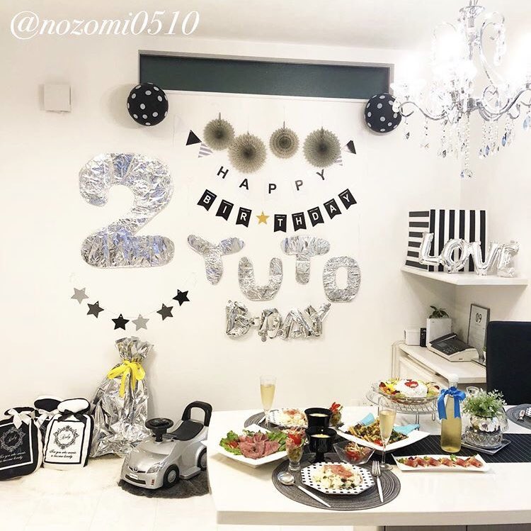 Piling up jade and gold tweet media