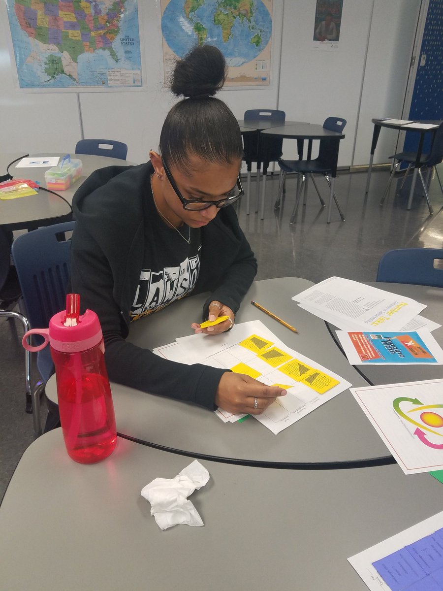 ksealsno's tweet photo. Early Dismissal@SouthEarly College. @HISD_SecMath @HoustonISD #MathMatters. Exploring Master Course Lessons. https://t.co/lAOTaKnNEe