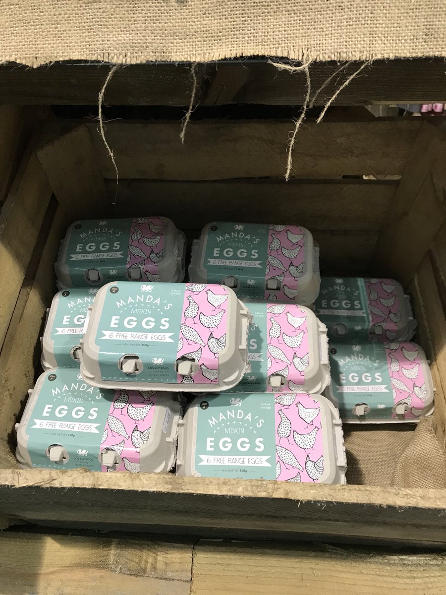Shelves restocked this evening @cwmfarmshop #duckeggs #chickeneggs #miskineggs #local #fresh #besteggs 💗