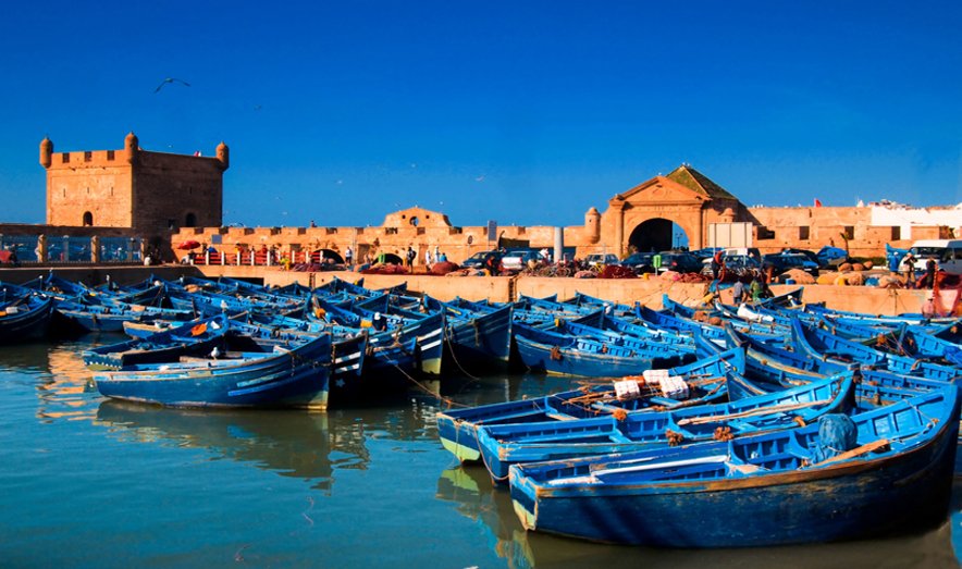 moroccopedia's tweet photo. With colorful Arabian architecture, crumbling ancient cities, breathtaking mountain peaks and miles upon miles of sprawling sandy deserts, Morocco is a traveler's dream personified. #morocco #travel #tourguide #tangier #zagora #marrakech #planetmarrakech @ https://t.co/zQyBJETqk8 https://t.co/Ga71OZ7Xkz