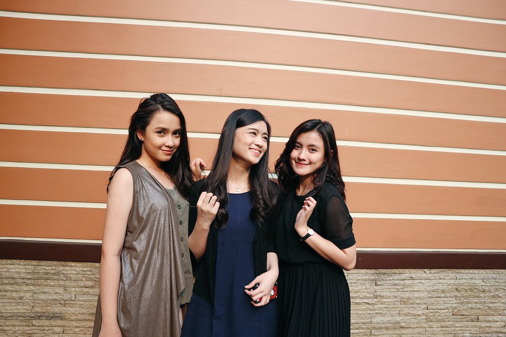 Debby Shinta tweet media