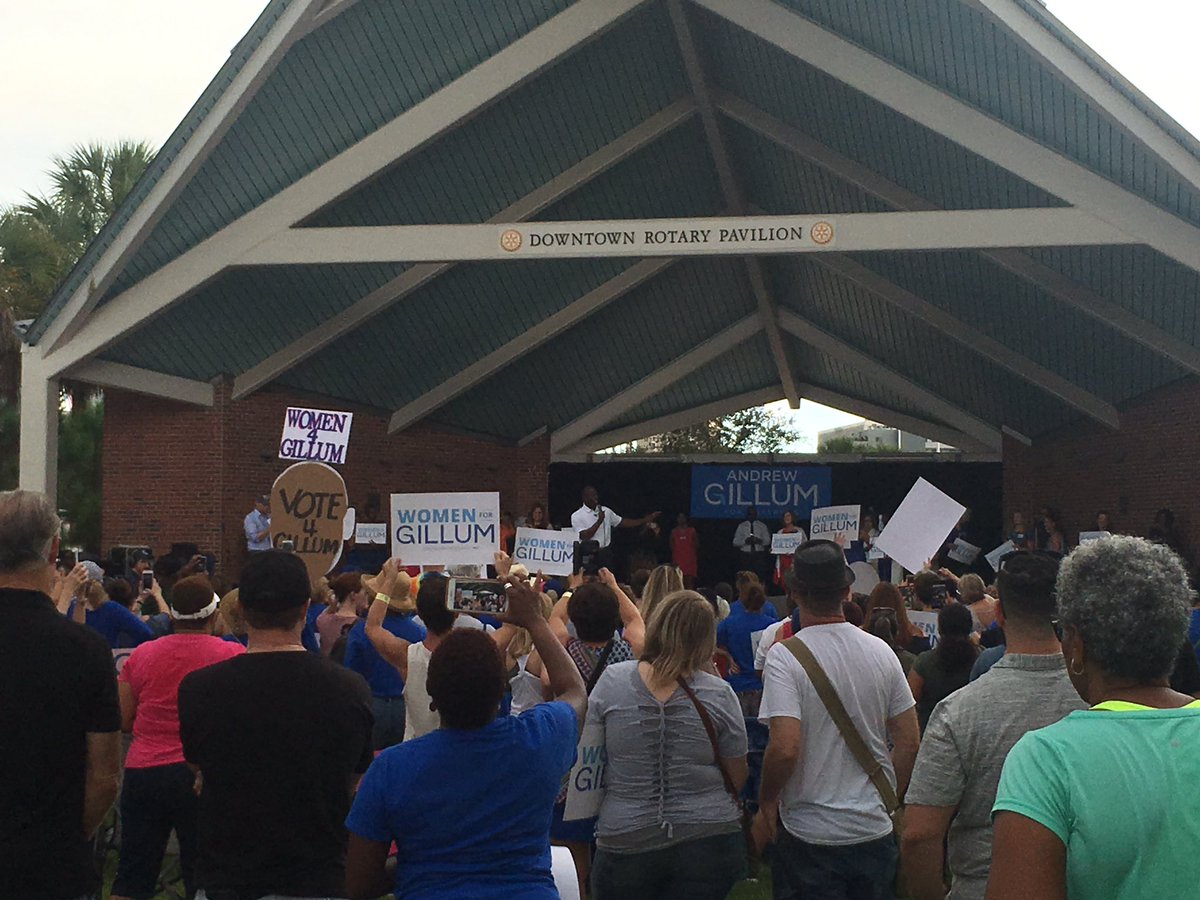 Ellie Moss tweet media